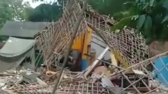 Duar! Ledakan Petasan di Bangkalan: 1 Orang Tewas, 2 Kritis, 1 Rumah Luluh Lantak