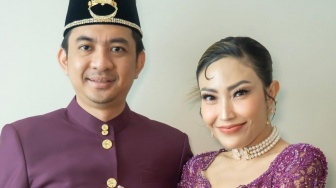 Muak Terseret Kasus Harvey Moeis, Ayu Dewi Tegaskan Tak Pernah Jadi MC Acara Sandra Dewi