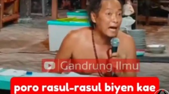 Heboh Ki Sudrun Ceramah Bertelanjang Dada di Blitar, Ini Kata MUI