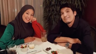 Setahun Cerai, Desta Langsung Terdiam Usai Keceplosan Sebut Natasha Rizki Istrinya