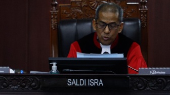 Caleg Demokrat Tuding Rekan Sendiri Lakukan Penggelembungan Suara di Pileg Seram Timur II, Hakim MK: Bagi Rata Saja