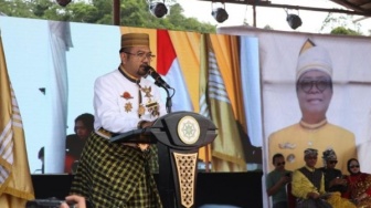 Permintaan Raja Mamuju ke-17 ke Presiden Jokowi