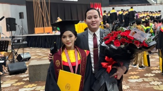 Adik Rizky Irmansyah Bongkar Isu Setingan Nikita Mirzani, Pendidikan Mutiara Septialzi yang Cumlaude Jadi Sorotan