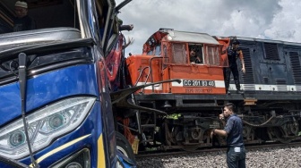 Sopir Bus dan Kernet Terlibat Kecelakaan dengan Kereta Kabur, Polisi: Silakan Menyerahkan Diri!