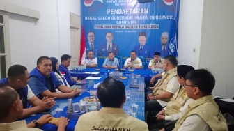 Laksanakan Perintah DPP Golkar, Hanan A Rozak Mendaftar Balon Gubernur Lampung di PAN