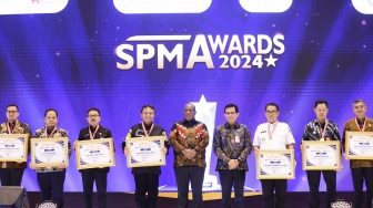 Pemprov Jatim Raih Penghargaan SPM Awards 2024