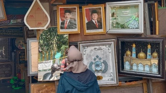 Pigura Foto Prabowo-Gibran sebagai Presiden dan Wakil Presiden Mulai Beredar di Solo