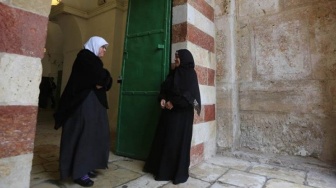 Pemukim Yahudi Serbu Masjid Ibrahimi di Hebron, Israel Berdalih Perayaan Paskah