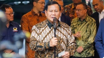 Prabowo Ucapkan Selamat Hari Buruh: Bersama-sama Berjuang Menuju Indonesia Emas