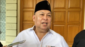 M2 is Back! Resmi Daftar Jadi Calon Wali Kota Bekasi, Mochtar Mohamad Umbar 11 Janji
