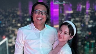 Gofar Hilman Rayakan Ulang Tahun Bareng Cupi Cupita, Dinner Romantis Berlatar Gedung Pencakar Langit