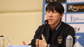 Singkirkan Negaranya, Shin Tae-yong Bingung Bertemu Tetangga Saat Mudik ke Korea Selatan