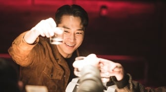 Song Seung Hoon Tampil sebagai Penipu Kharismatik dalam Drama 'The Player 2'