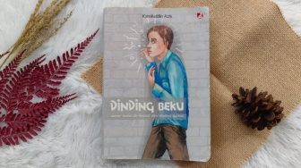 Review 'Dinding Beku': Kisah Laki-laki Gunakan Sabu sebab Tak Tahan Cibiran