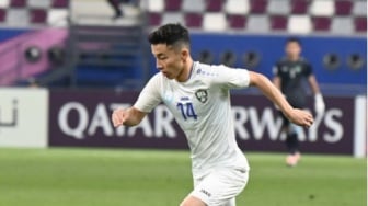 Pemain Termahal Uzbekistan, Abbosbek Fayzullaev Kedapatan Berzikir Sebelum Melawan Indonesia di Piala Asia U-23
