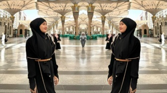 Bergaya di Masjid Nabawi, Intip Penampilan Mewah Erina Gudono Pakai Aksesoris Serba Hermes: Totalnya Seharga Rumah!