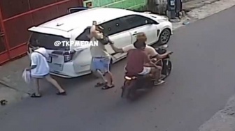 Viral Pria di Medan Keluar dari Mobil Dijambret