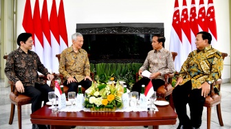 Jokowi dan PM Lee Saling Kenalkan Pemimpin Baru Indonesia-Singapura: Prabowo dan Lawrence Wong