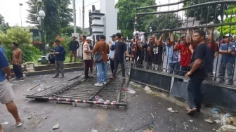 12 Luka-luka hingga Patah Tulang, Unjuk Rasa di Pendopo Banjarnegara Memakan Korban