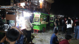 100 Gerobak Kuliner Gratis Ramaikan Nobar Semi Final Indonesia Vs Uzbekistan di Makassar