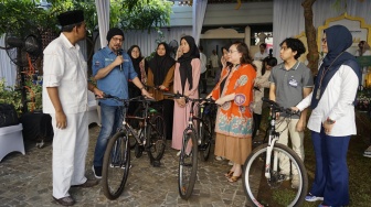 Tebar Semangat Kebaikan: Pertamina Foundation Santuni Anak Yatim dan Bagikan Sepeda Gratis