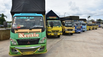 Mitsubishi Fuso Perkuat Logistik Kalimantan Lewat Layanan di Tengah Jalur Tambang Sandai