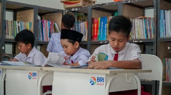 BRI Aktif Majukan Pendidikan Indonesia Melalui Program BRI Peduli Ini Sekolahku