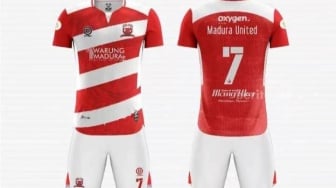 Madura United Tampilkan 'Warung Madura' di Jersey, Ternyata Ini Tujuannya