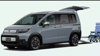 Honda Freed Tampil Lebih Segar, Ada Versi Hybrid