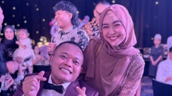 Ria Ricis Hadir di Pesta Nikah Rizky Febian, Disindir Tak Paham Masa Iddah