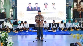 431 Calon Haji Kota Tangerang Berangkat ke Tanah Suci, Pj Wali Kota Pesan Utamakan Ibadah dan Jalani Sepenuh Hati