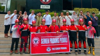 TRC Semen Padang Bantu Penanganan Korban Banjir Lahar Dingin di Agam dan Tanah Datar