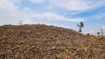 Ditutup Sementara, Intip Penampakan Gunung Sampah TPA Cipayung Depok yang Overload