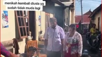 Cinta Sejati, Pasangan Asal Bali Ini Menikah Lagi Setelah 20 Tahun Cerai