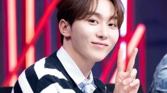 Dijuluki Social Butterfly, Seungkwan Seventeen Punya 800 Kontak di Hpnya