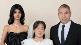 Gadis Pakistan Diadopsi Pasangan Beda Ras, Kecantikannya Pukau Netizen Tiongkok!