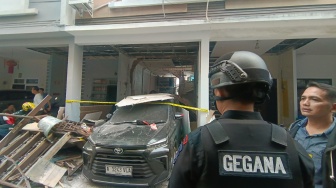 Rumah di Medan Hancur Diduga karena Ledakan, 2 Orang Terluka