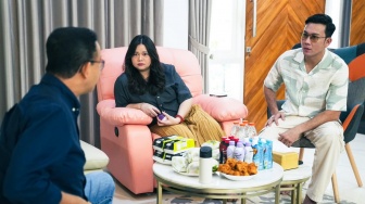 Isi Kado Anies untuk Istri Densu Bikin Melongo, Denny Sumargo: Abah Bawa Kehangatan