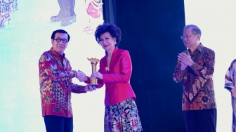 Kiprah Rina Ciputra Lestarikan Seni Budaya Nusantara: Jadi Inspirasi Generasi Muda Hingga Raih Penghargaan