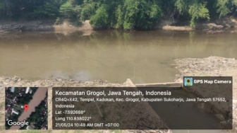 Sungai Bengawan Solo Tercemar Limbah Tekstil, Instalasi Pengolahan Air Berhenti Beroperasi