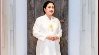 OOTD Puan Maharani Saat Pembukaan WWF, Padukan Kain Bali dengan Flat Shoes Branded Seharga Belasan Juta