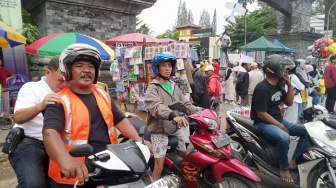 Rezeki Waisak 2024 di Borobudur: Ojek Pangkalan Ketiban Berkah, Ojek Dadakan Panen Penumpang!