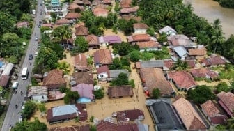 Pj Bupati Muara Enim Sebut Banjir Hanya Fenomena Alam Padahal 6.650 Warga Mengungsi