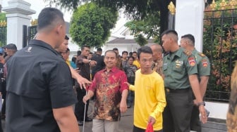 Sempat Kecewa Tak Bisa Foto Bareng, Puluhan Kaum Disabilitas Bahagia Bertemu Jokowi di Jogja