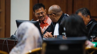 Terdakwa kasus pemerasan dan gratifikasi di Kementerian Pertanian, Syahrul Yasin Limpo saat mengikuti sidang lanjutan di Pengadilan Tipikor, Jakarta, Rabu (29/5/2024). [Suara.com/Alfian Winanto]