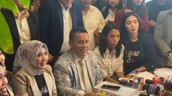 Hotman Paris Pertanyakan Sikap Ayah Eky Pacar Vina Cirebon: Sampai Hari Ini Bapaknya Tak Mau Komunikasi dengan Kita