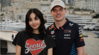 Aneh! Max Verstappen Tak Menang Balapan Tiap Kali Disambangi Lisa Blackpink