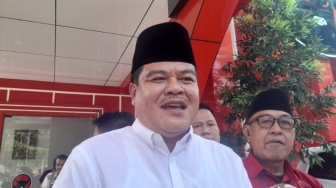 Sepulang Haji, Bupati Lampung Tengah Langsung Diperiksa Polisi, Ada Apa?