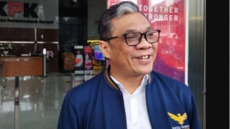 Rekam Jejak Ahmad Ridha Sabana, Ketum Partai Garuda yang Gugat Syarat Batas Usia Kepala Daerah