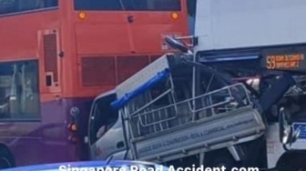 Jarang Kecelakaan, Seorang Sopir Bus SBS Singapura Terjebak Usai Tabrak Truk